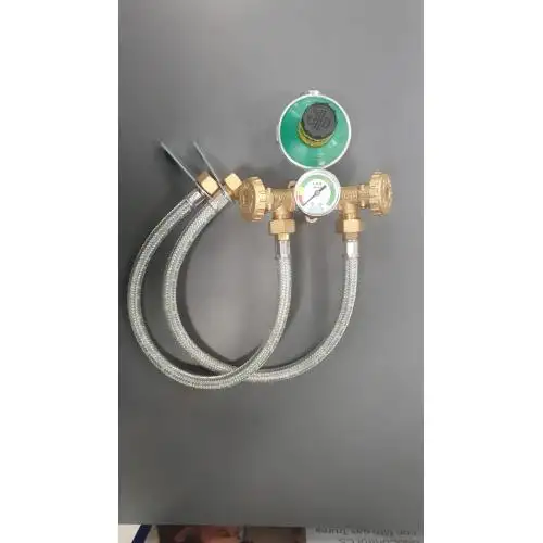 REGOLATORE SCAMBIATORE GAS 30MB MANUALE PER DUE BOMBOLE CON MANOMETRO CON FLESSIBILI