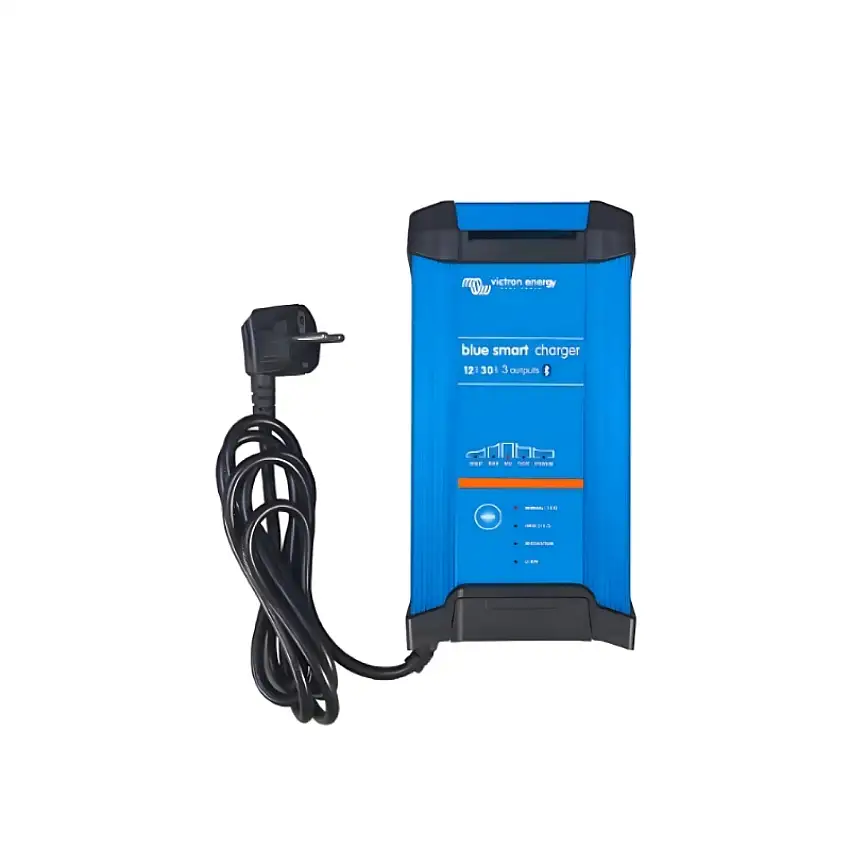 Caricabatterie Victron Blue Smart IP22 24V 16A 3 uscite