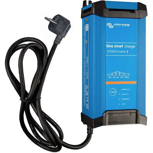 Caricabatteria VICTRON Bluesmart 3 Uscite 12V/30A