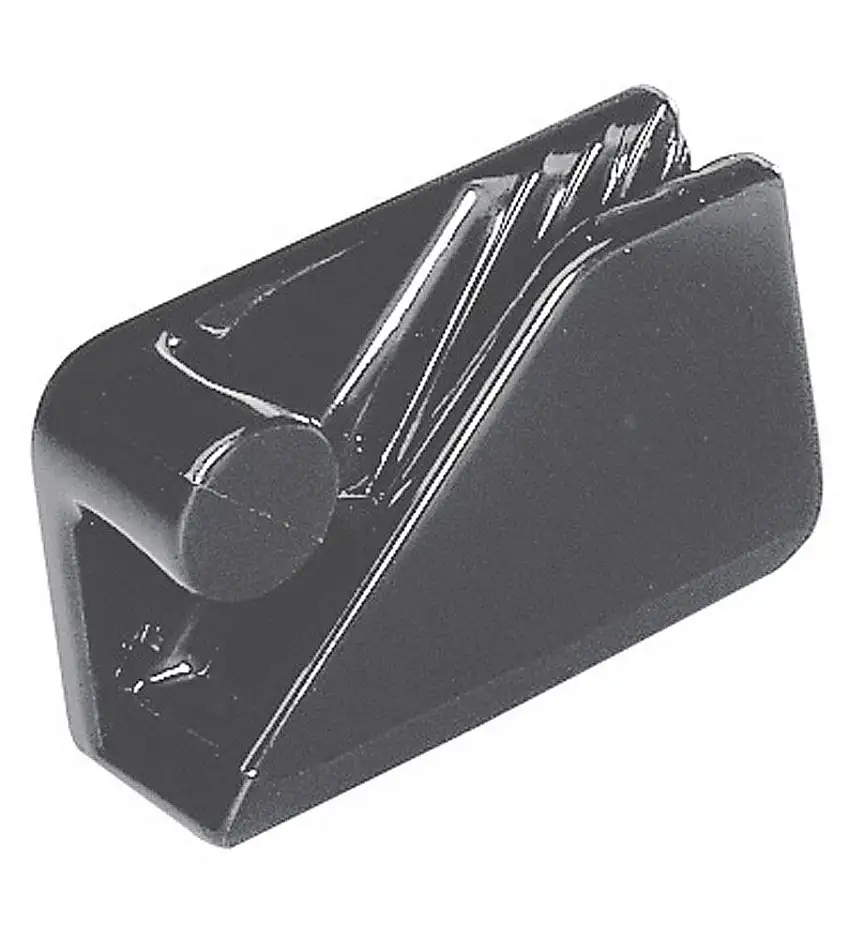 CL234 Fendercleat