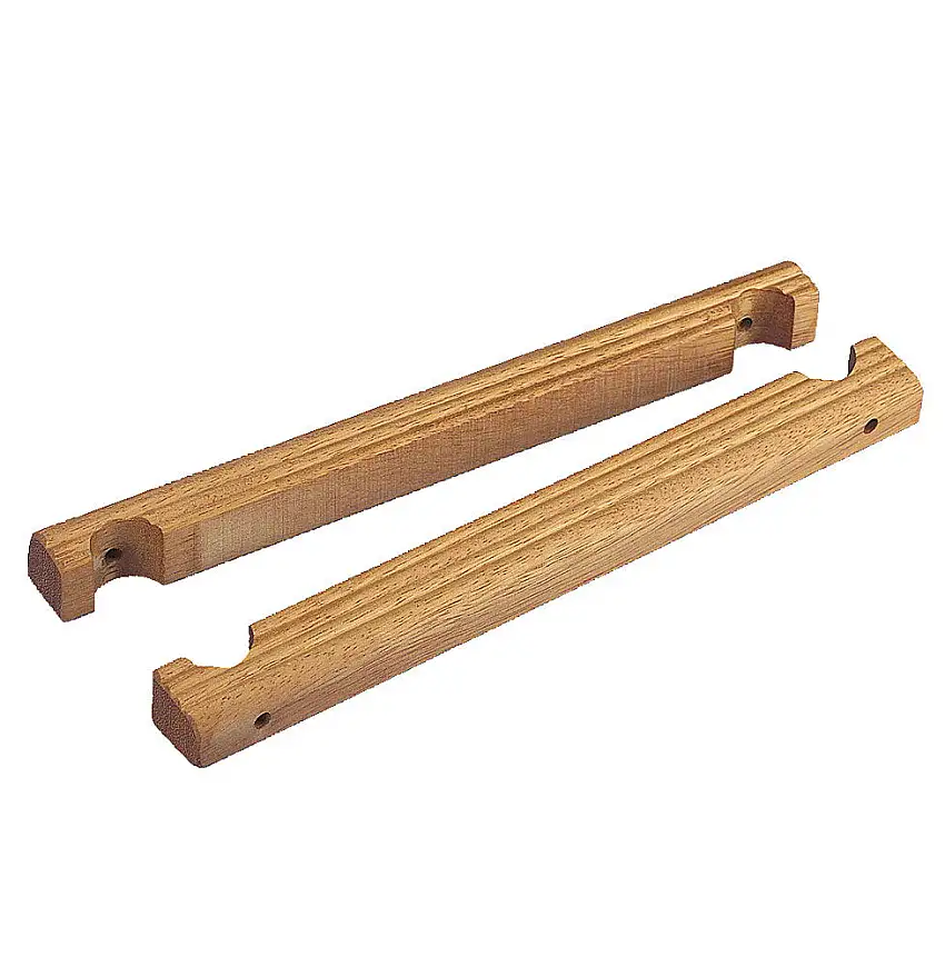 Gradino in legno per la scala di bordo